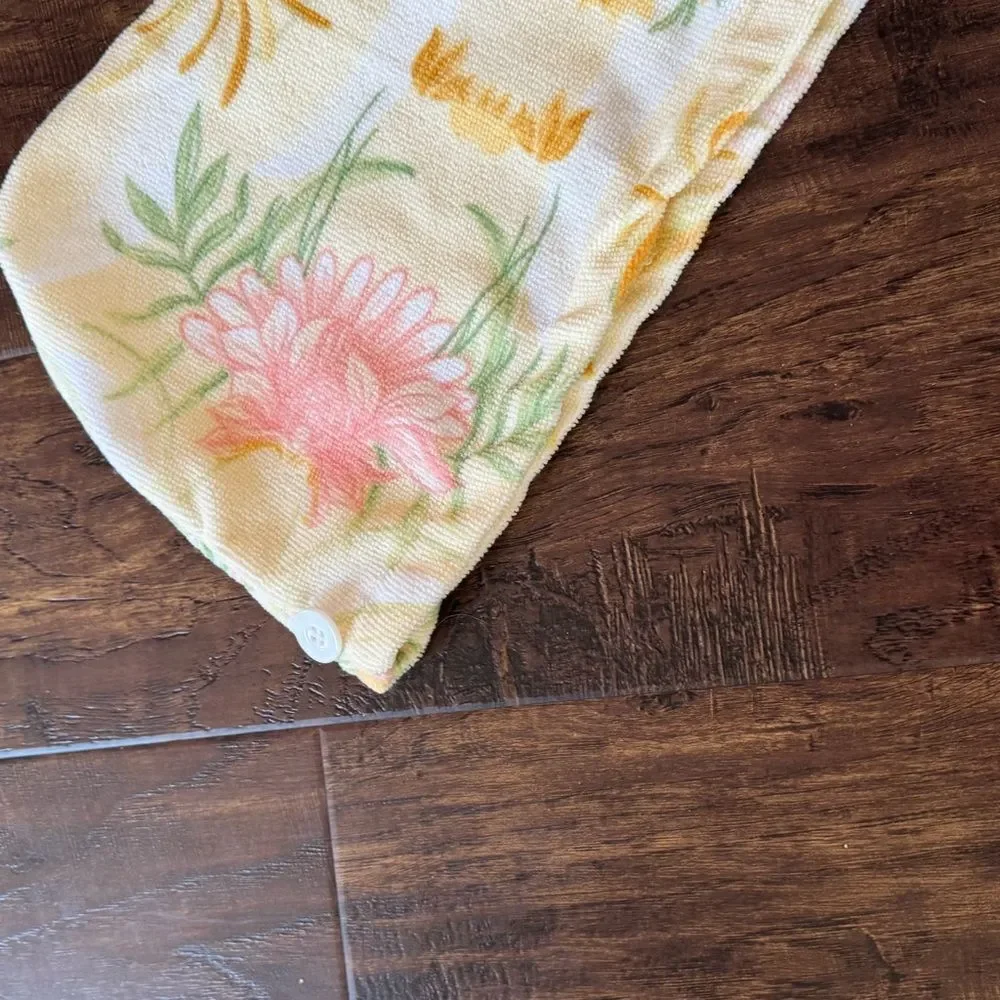 Velcro, wraparound towel and hair towel